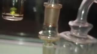 Close Up Self.Spinner On Some SunMed Live Resin Badder Cold Start Slow Melt