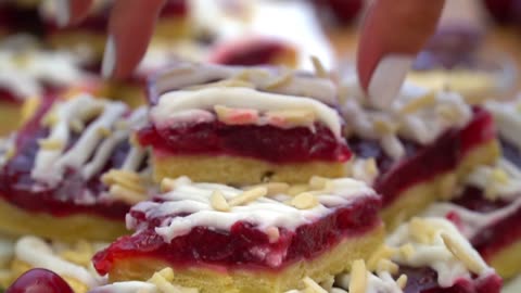 Easy Cherry Bars Recipe: Delicious & Perfect Every Time #cherrybars #baking #dessertrecipe