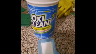 Oxyclean and bleach Cleaning Solution