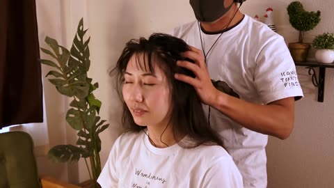 [Binaural ASMR] Head Massage (Tapping, Scalp Scratching and Haar Wasser)