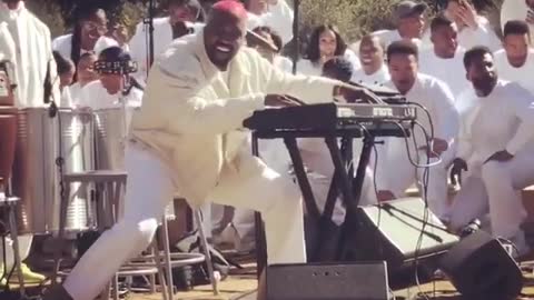 Ye (Kanye West) Performs Rendition Of Fred Hammonds 'This Is The Day'