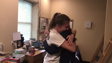 driving 6 hours to surprise my BEST FRIEND!!