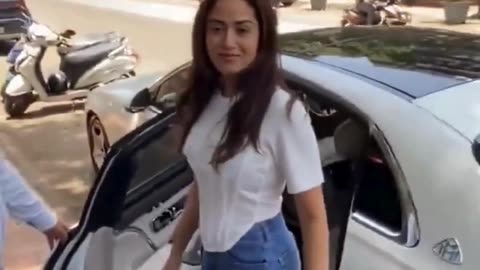 Kareena Kapoor, Dia Mira, Mira Rajput & Sunil Shetty Spotted Viral Masti Bollywood