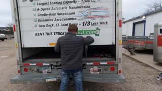 JUNK REMOVAL VLOG: CLEANING OUT A HEAVY ABANDONED UHAUL TRUCK