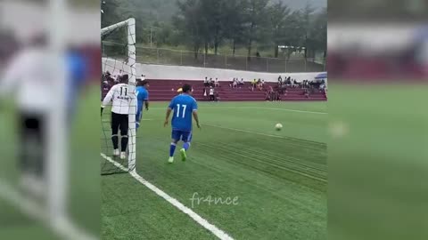 FUNNY SOCCER FOOTBALL VIDEOS 🤣 CRAZY SKILLS, GOALS, FAILS, MEMES & MORE (1)