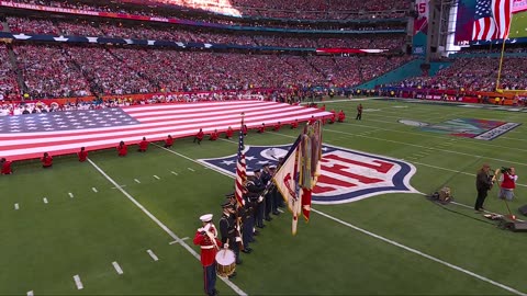 CHRIS STAPLETON SINGS THE NATIONAL ANTHEM AT SUPERBOWL LVII 2023