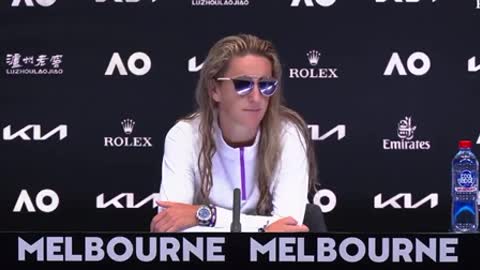 Based Tennis star Victoria Azarenka is sick of Left wing journos asking her about Russia