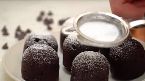Easiest Instant Pot Muffins EVER (Chocolate!) #InstantPot #ChocolateMuffins