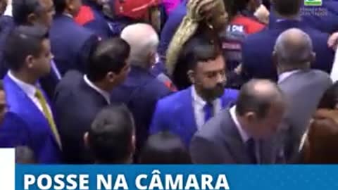 Pai de Artur Lira desmaia e sessao e suspensa