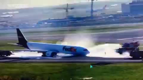 Terrifying instance Boeing FedEx aircraft sliding along tarmac due to landing gear malfunction