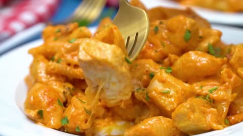 The BEST Instant Pot Pasta You'll Ever Have! (Buffalo Chicken) #ComfortFood #PressureCookerPasta