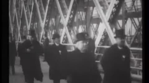 Opening the Williamsburg Bridge