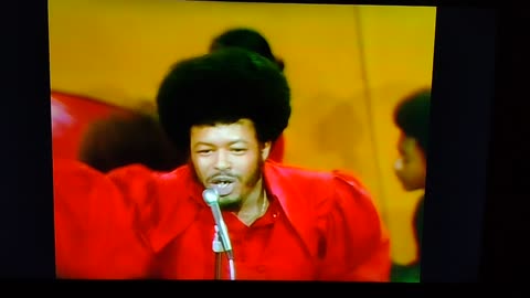 Chi-lites Give More Power To The People 1971 (Soul Train)