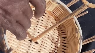 How rattan culinary baskets are made.