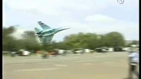 Funny people, crazy video of a Russian plane crash