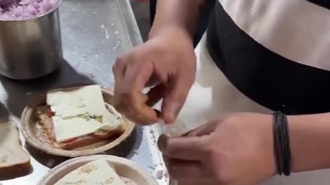 Indian street food sandwich!! How to make a Indian street sandwich 🥪
