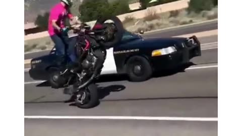 OMG !!! Motor Rider almost got Electrocuted