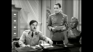 Charlie Chaplin - The Great Dictator (1940)