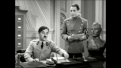 Charlie Chaplin - The Great Dictator (1940)