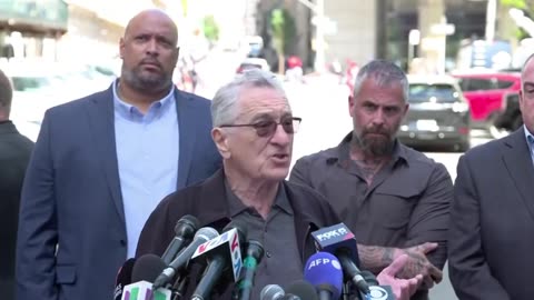 "ACTOR robert deniro hired to political hit job on trump outside court"