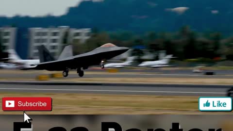 F-22 Raptor Takeoff