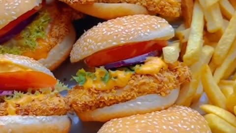 Fried Burger Buns with Crunchy Chicken 🍔 HoHomefoodso