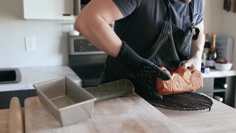 How To Make A Croissant Loaf