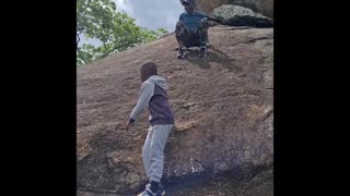 Hiking the black rock |360° view into Zambia