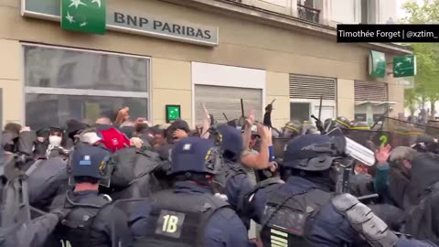 Paris Police Whoop Labor Rights Protestors