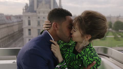 Emily in Paris: Season 3 / Kissing Scenes — Emily and Alfie (Lily Collins and Lucien Laviscount)