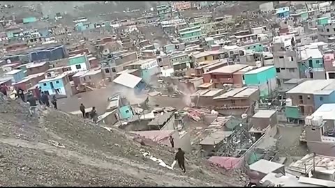 Heavy rains set off mudslides that kill at least 36 in Peru