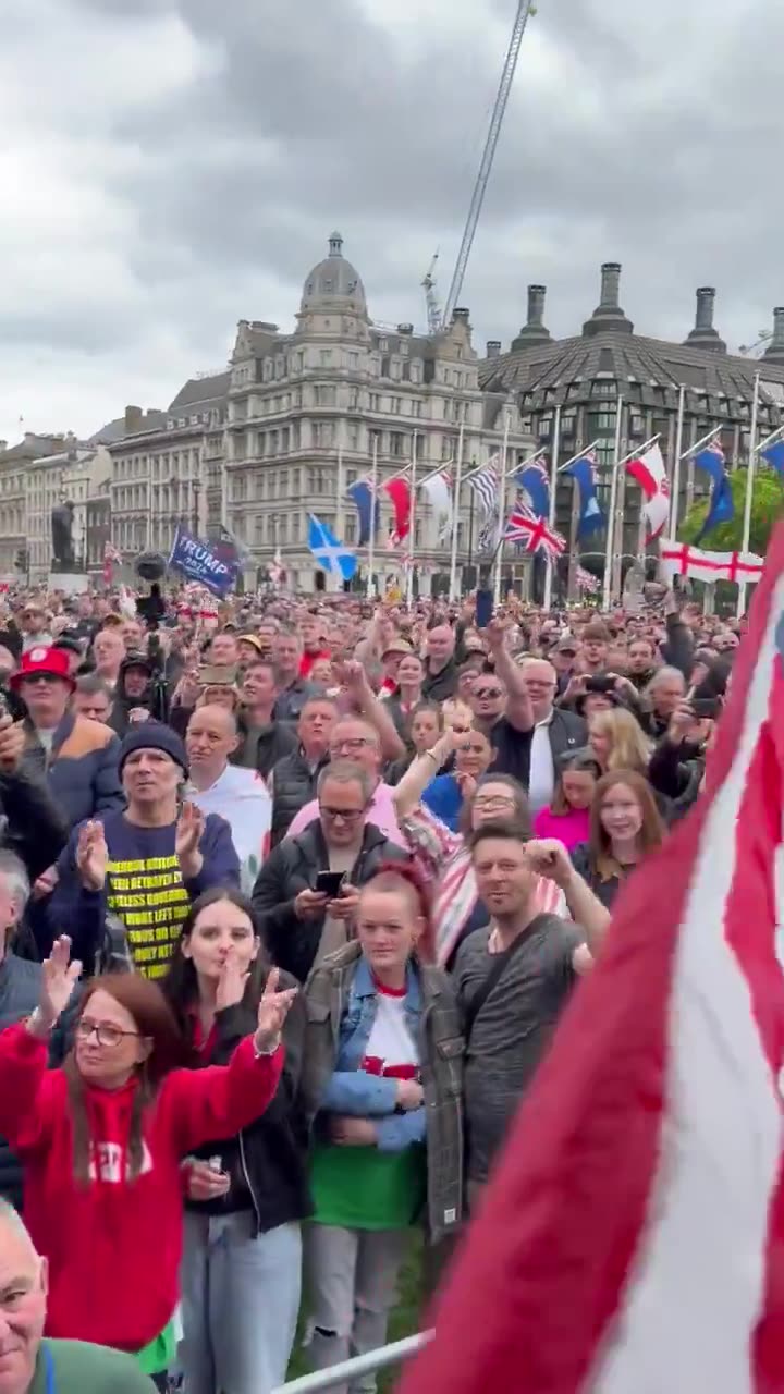 LONDON LOVES TRUMP!!!!🇺🇸🇬🇧