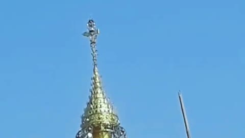 Atmospheric Ether generator caught on camera in one of the temples in India.