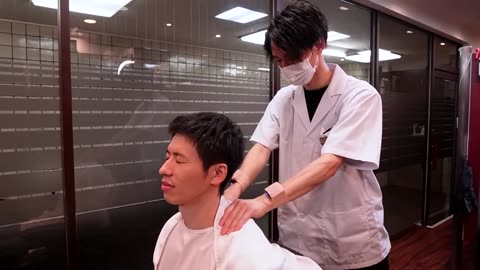 ASMR💈Haircut, hair wash and head massage at a Japanese barber shop in Tokyo