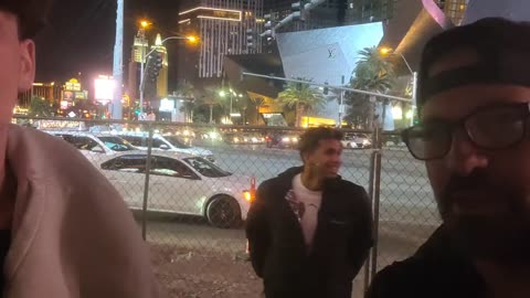 Live, Friday Night on the Vegas Strip