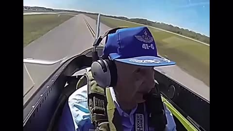 WWII pilot flies again