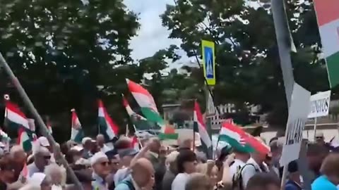 Demonstration for peace in Hungary: No war against Russia