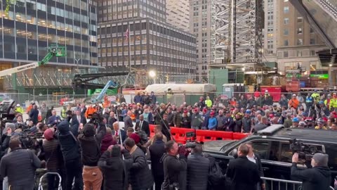 New York Union Construction Site Supporting Trump