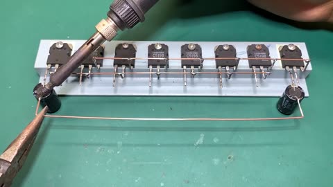 TUZ Powerful Ultra Bass Amplifier 8 Transistor C5198 A1941 , No IC , Simple circ