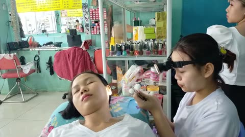 BEST Relax and Clean Ears with Cute Young Girl has Sexy Lips in Vietnam Barbershop