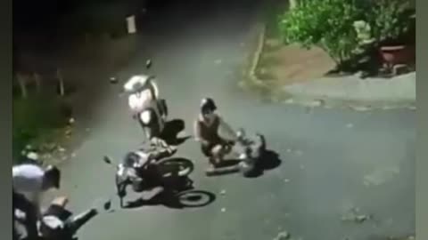 Robbery middle of the road