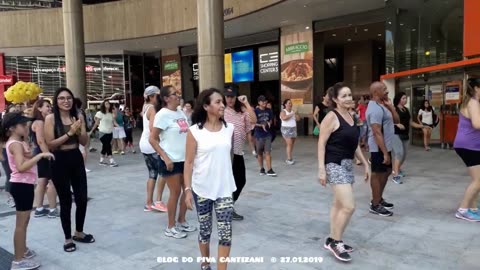 DANÇANDO NA AVENIDA PAULISTA - SP - BRASIL 27_01_2019