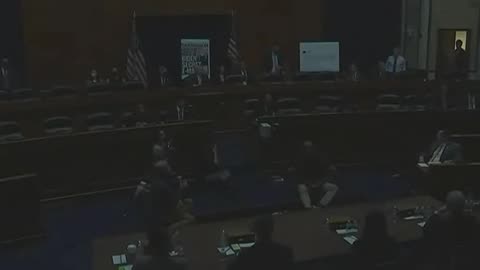 NOW - Lights go out during Twitter hearing in Washington, DC.