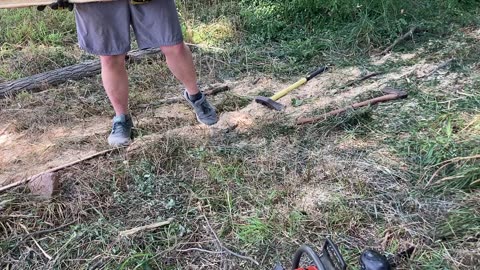 Splitting a Black Locust log with only hand tools part 2.4