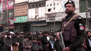 Worshippers fill Pakistan mosque where bomb killed 100