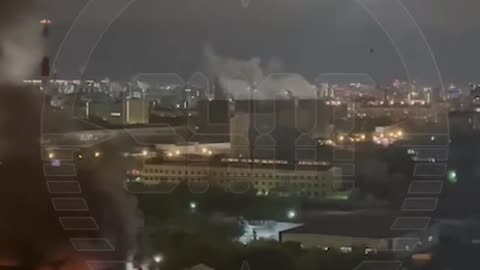 Russians Using Helicopters to Dump Water on Massive Fire in Moscow
