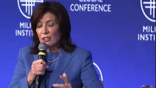 'DO BETTER': Hochul Hammered for Saying Kids in the Bronx Don't Know the Word 'Computer'