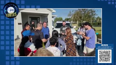 Popularidade nas alturas! Fila de apoiadores e fãs não cessa na porta da 'casa de Bolsonaro' em Miami