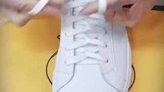 How to tie shoe...