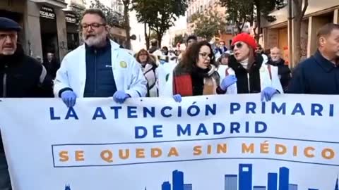 ‘Doctors, not slaves’: Medical workers go on strike in Madrid